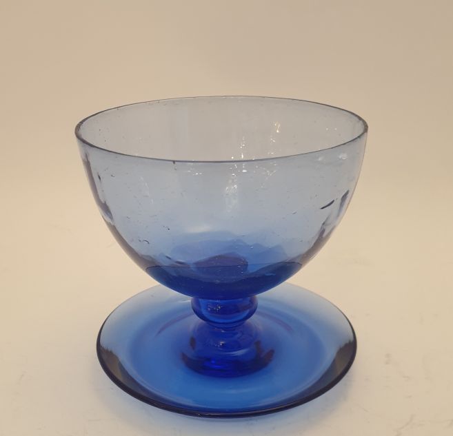 Reijmyre coupe glass blue cracked glass