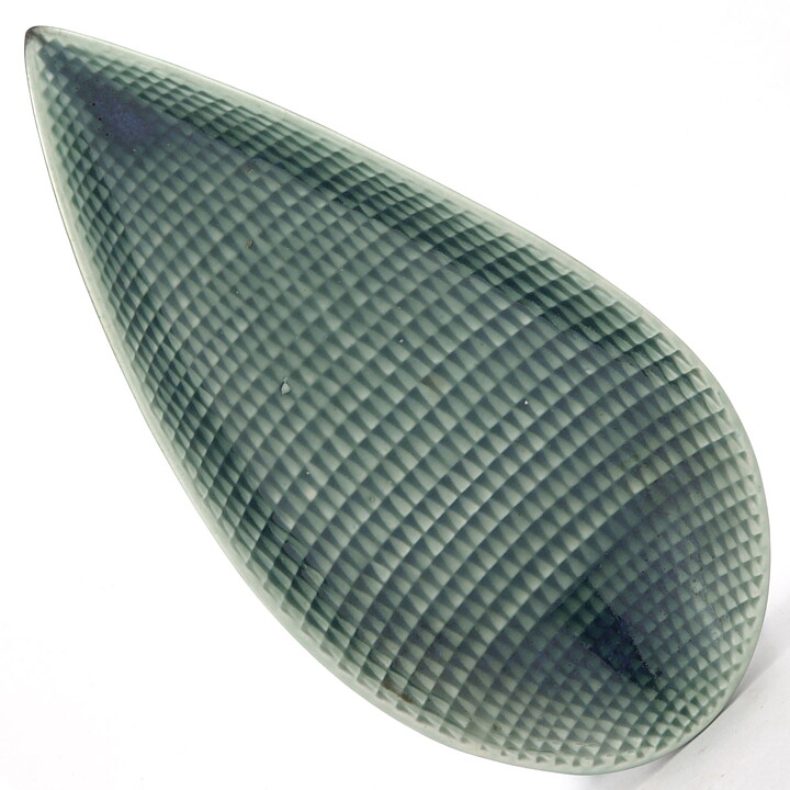 Stig Lindberg (Reptil 1953) Blue/Black Leaf Dish with Scale Relief 27 cm