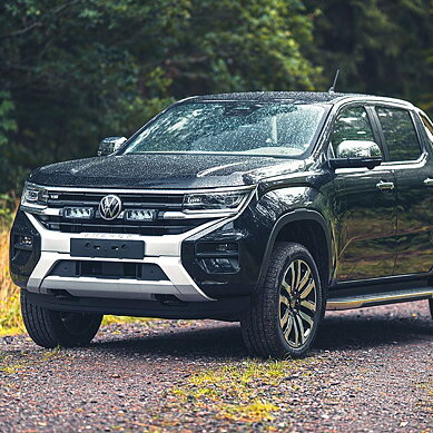 VW Amarok 23+ Grille Kit - Triple-R 750