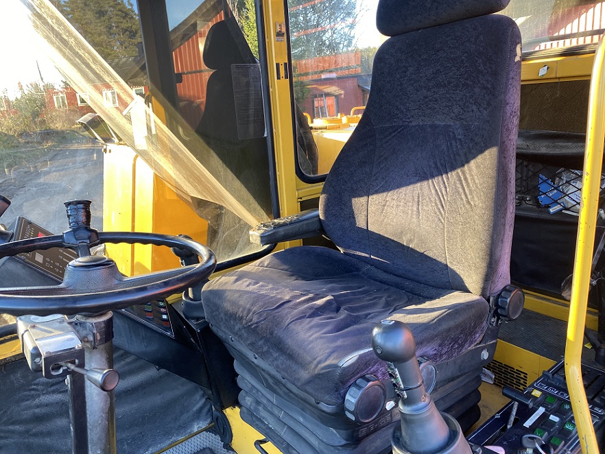 Volvo EW 230B -95 - 8