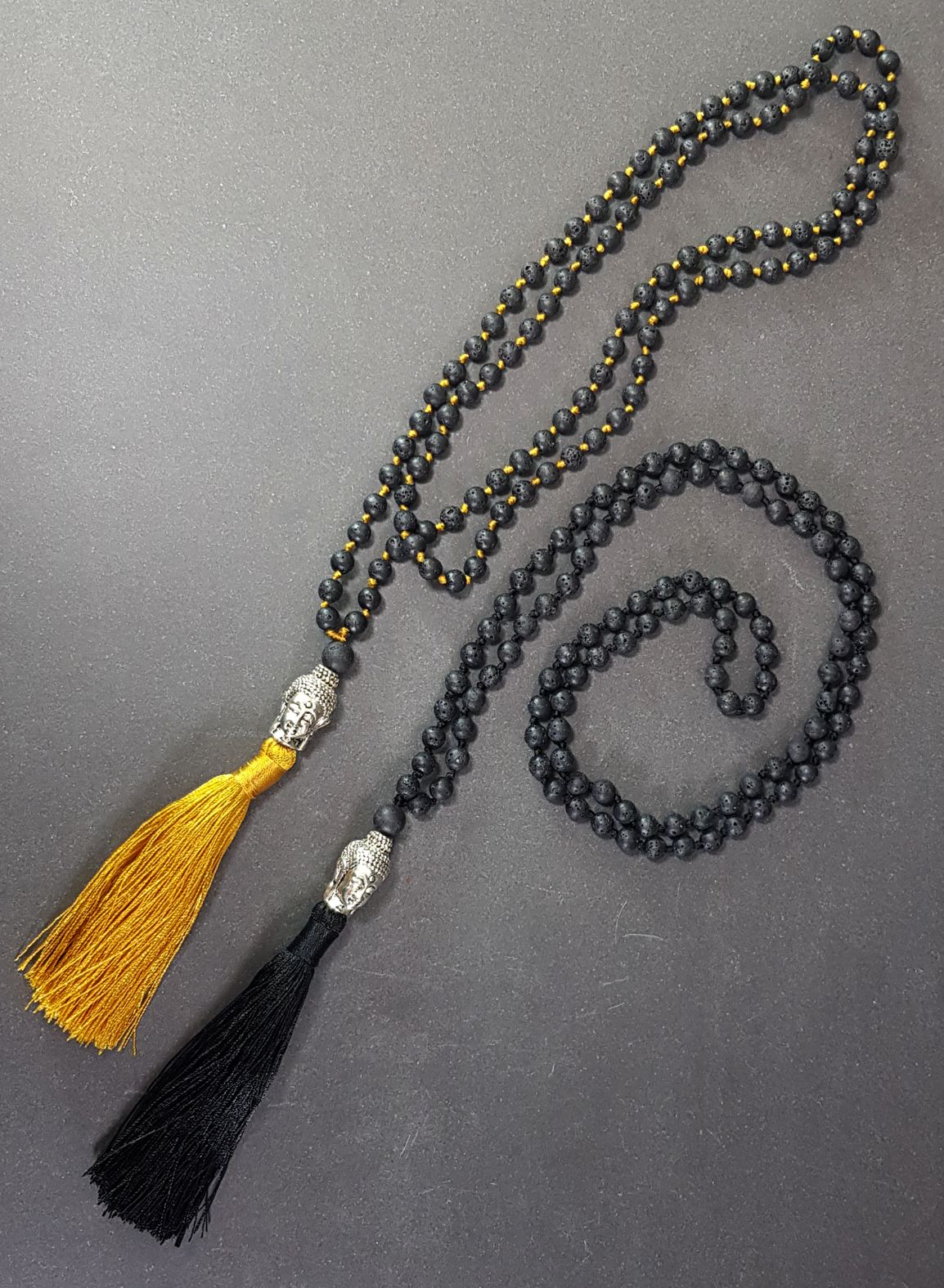 Mala halsband - Lavasten pärlor med Buddha och Tofs