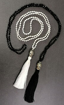 Halsband / Mala - med zirkon pärlor, Buddha och Tofs