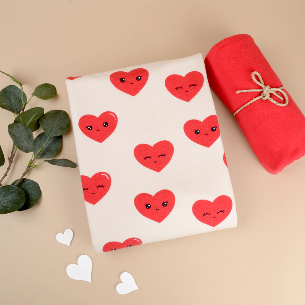 HAPPY HEARTS - RED COLLEGE - 3