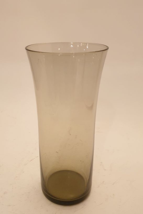 Rökfärgat högt glas Kaj Franck 