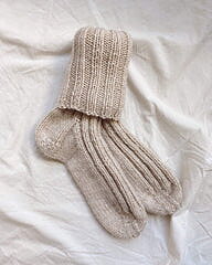 Garn-kit: Sunday socks  - Garn och PetiteKnit mönster