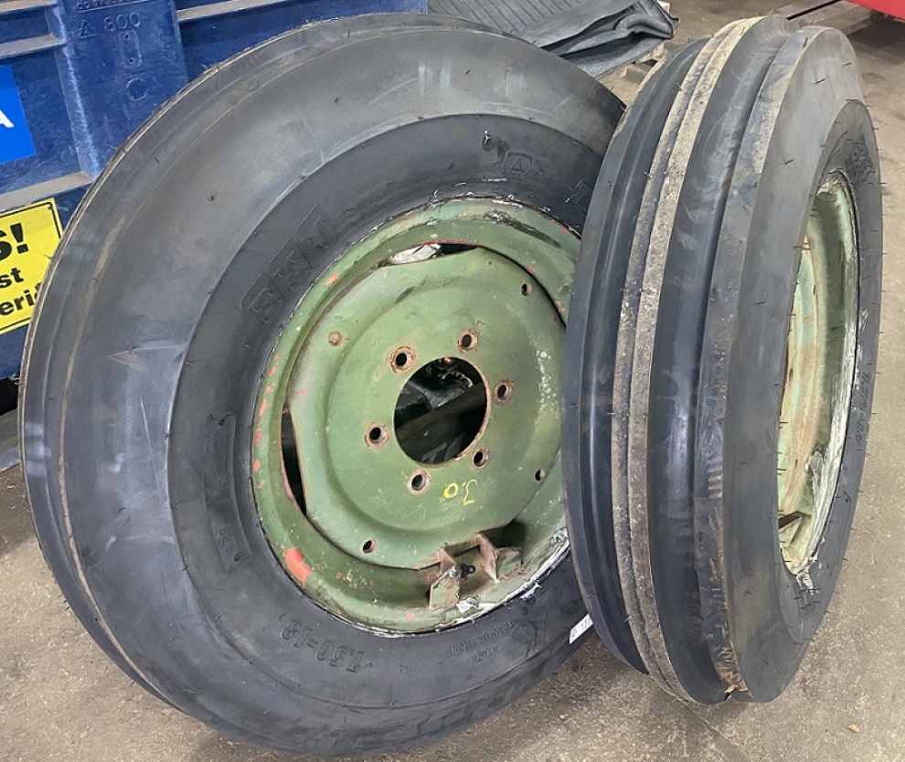 Däck På Fälg BM 650/700 - 2