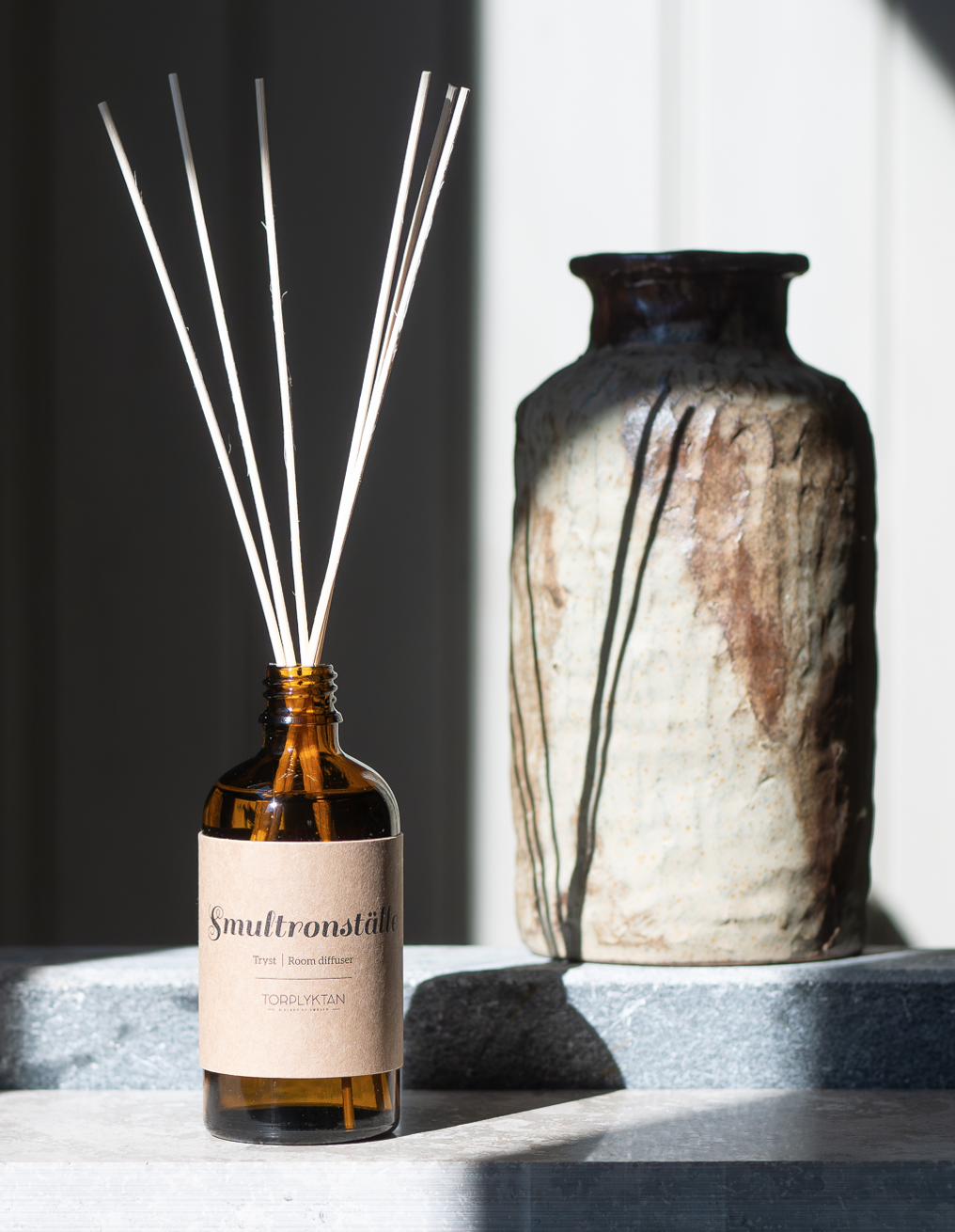 Scented sticks, smultronställe