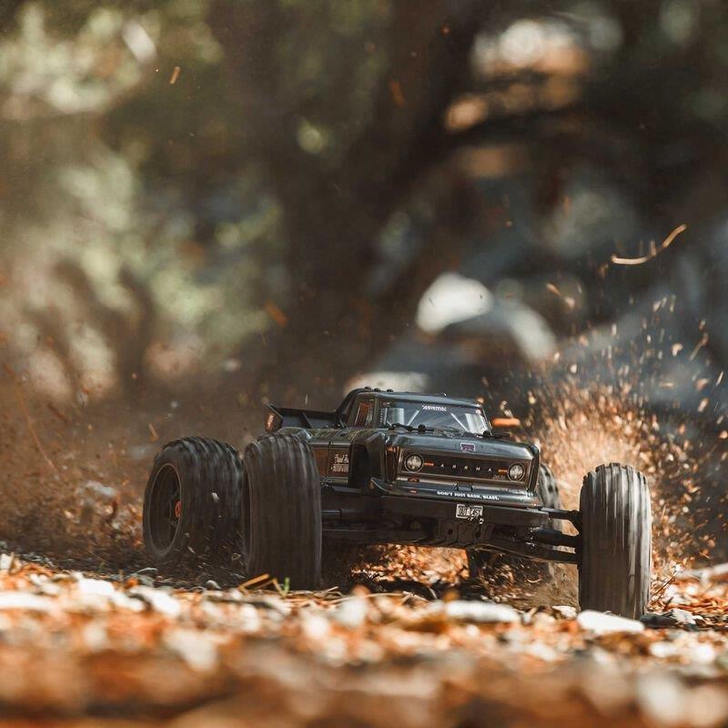 ARRMA 1/10 OUTCAST 4X4 4S V2 BLX Stunt Truck RTR, Gunmetal - 5