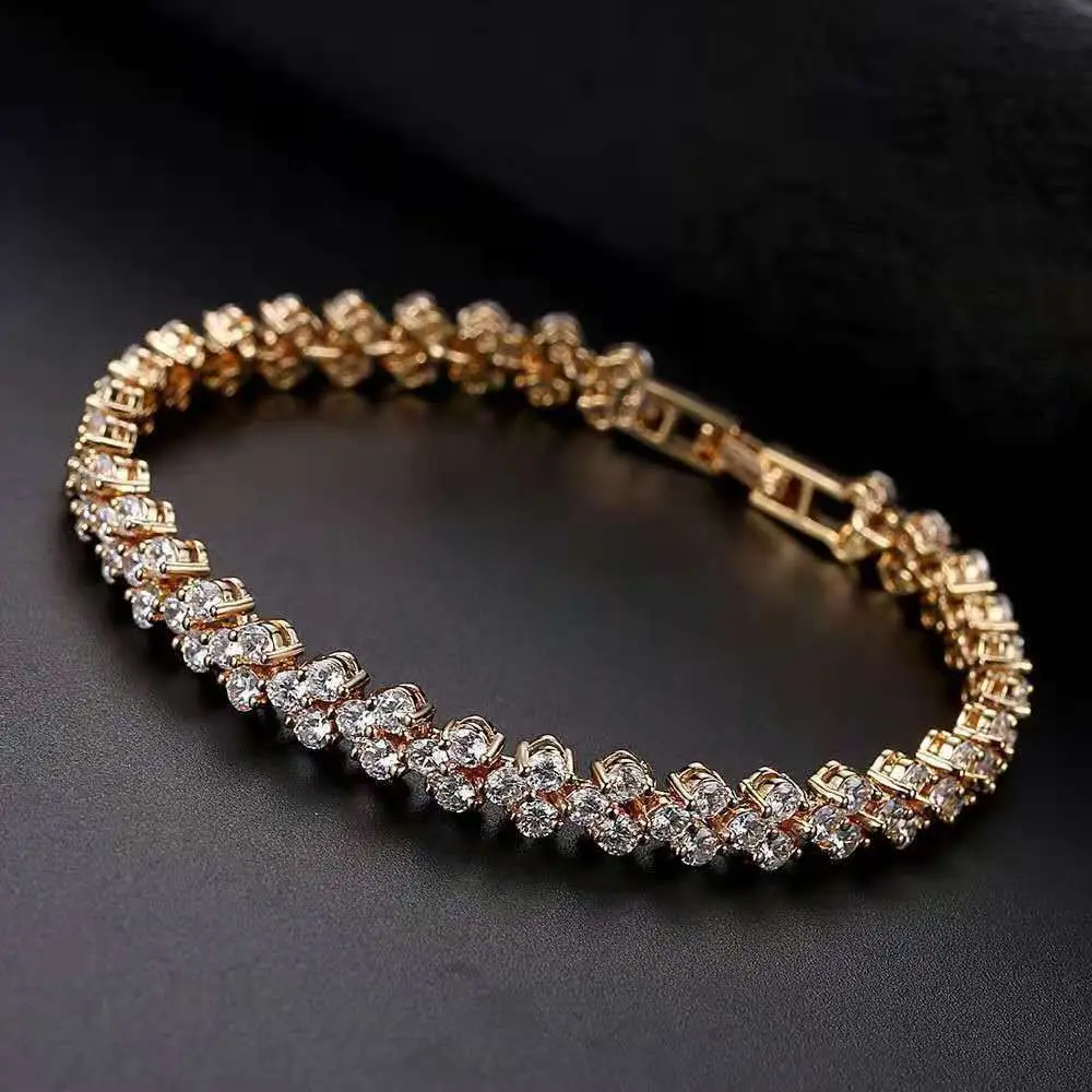 Armband "Treklöver" med stenar av Cubic Zirconia och i 18K Roséguldplätering - 4