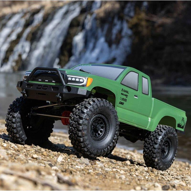 AXIAL 1/10 SCX10 III Base Camp 4X4 Rock Crawler Brushed RTR, Green - 4