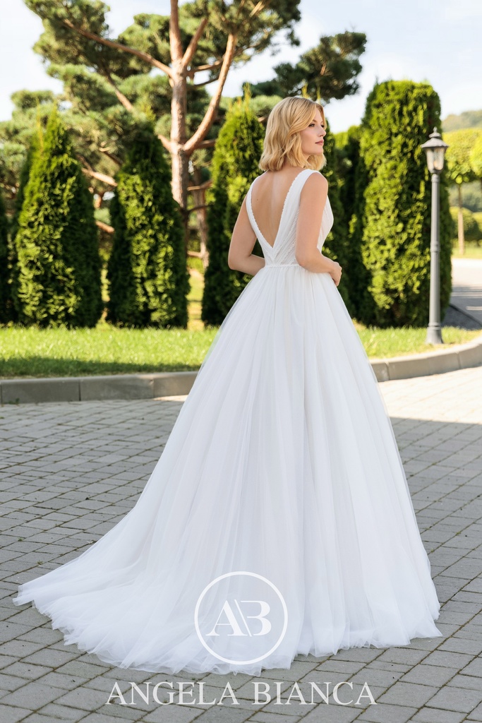 Angela Bianca 1111 - 3