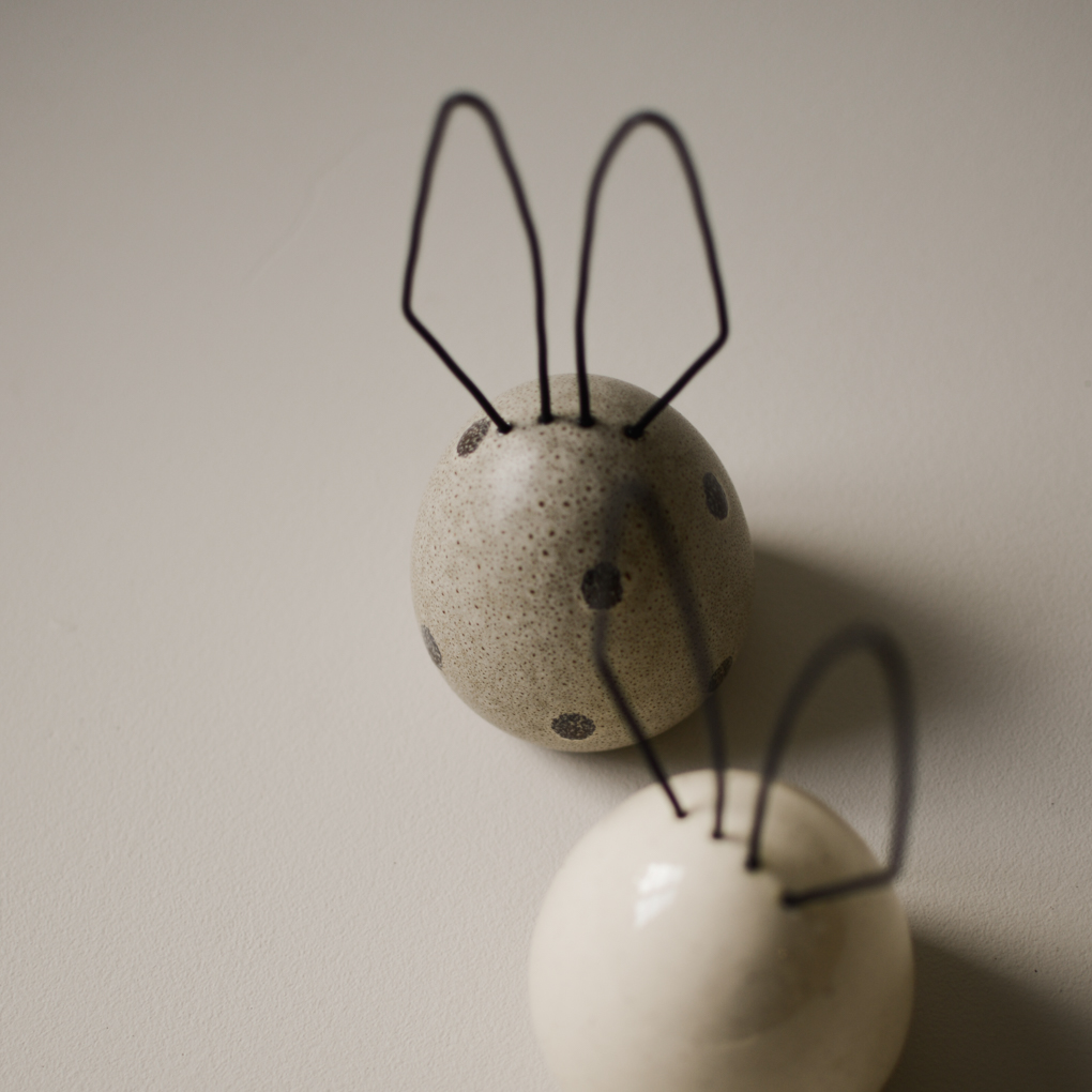 Hare - Beige Dot - 6