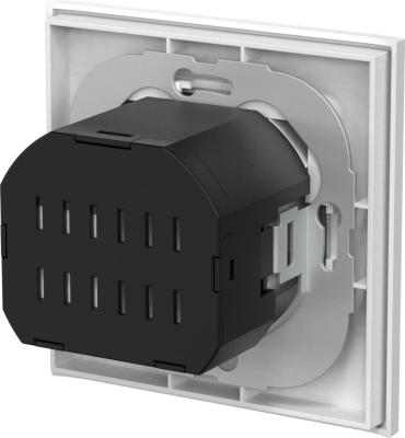 Vägguttag, infällt, jordat, med USB - 3