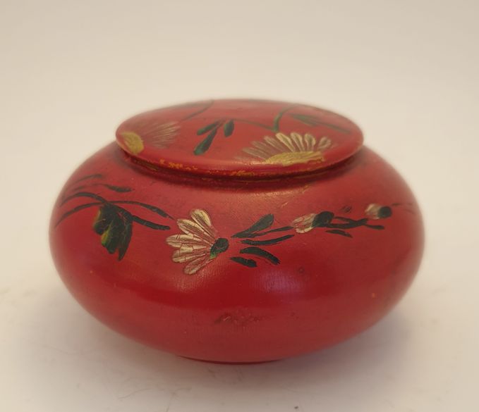Landskrona souvenir turned box