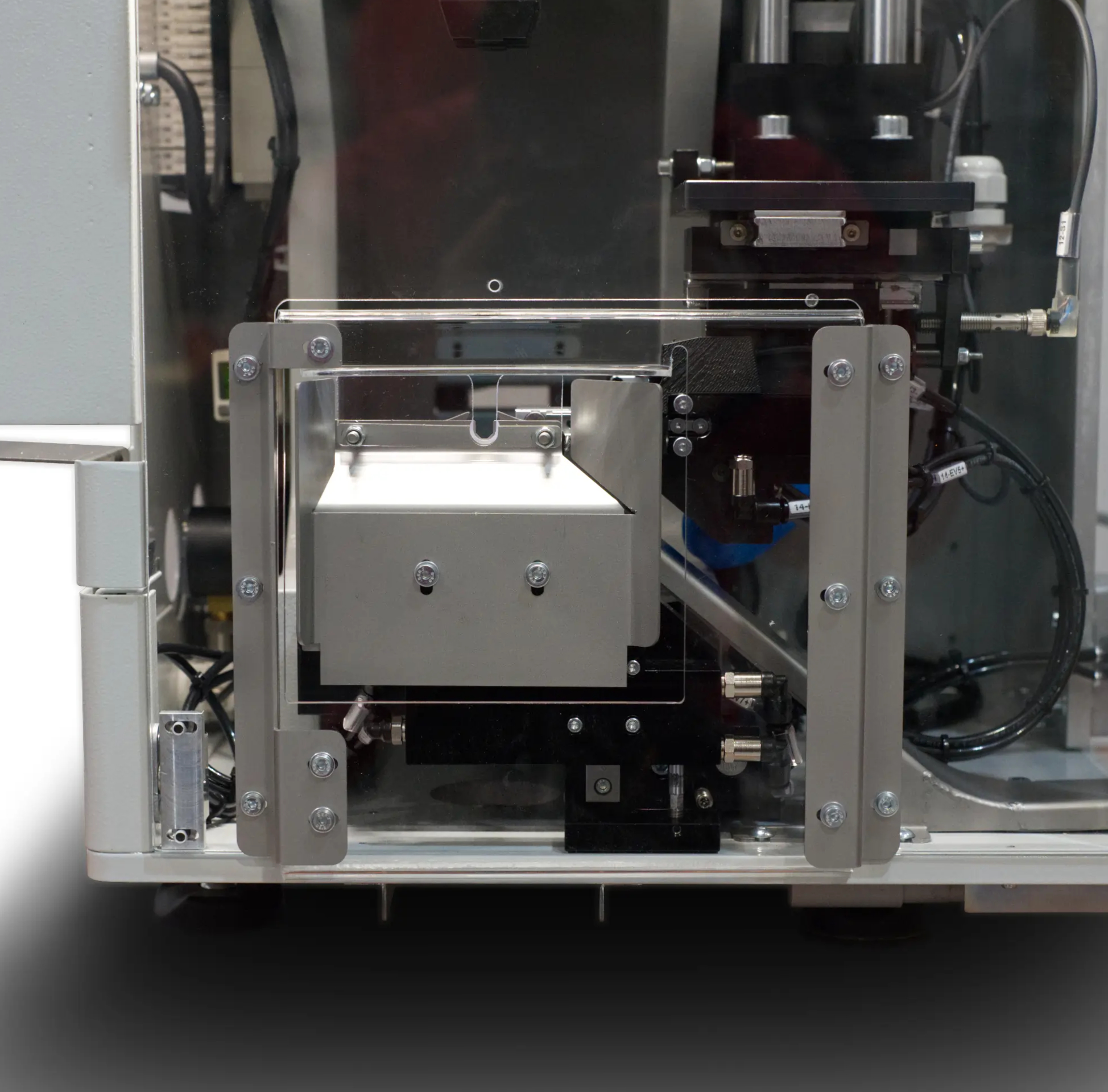 WSC26 Elektronisk programmerbar Strip & krimpmaskin 90°, 20kN  - 3