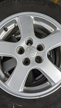 195/65R15 Komplett hjul, Toyota original. Michelin sommardäck