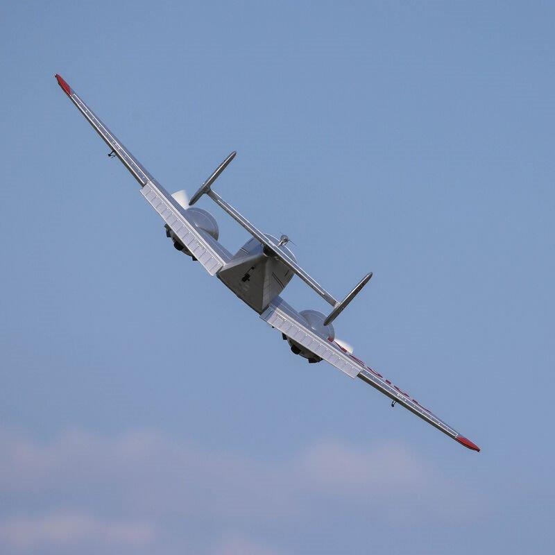 E-flite Beechcraft D18 1.5m BNF Basic - 11