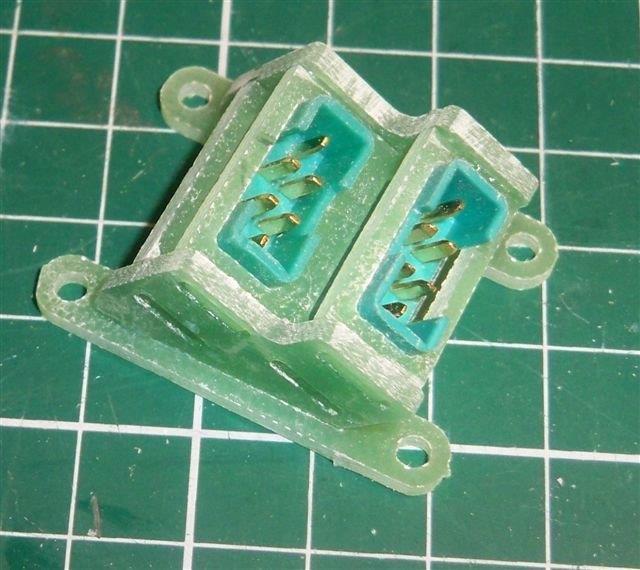 CNC hållare 1 st MPX kontakt infälld 2 st