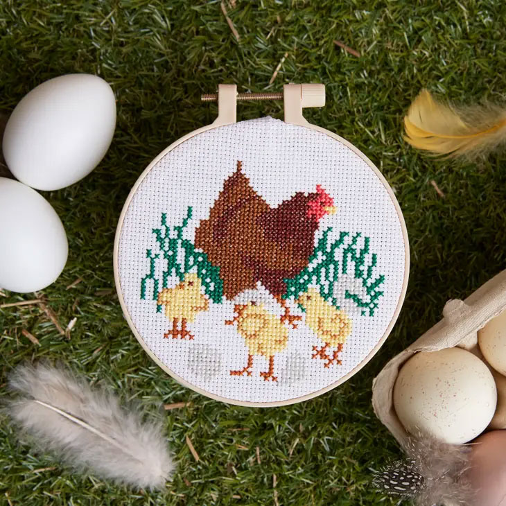 Broderikit - Kycklingmamma - 3
