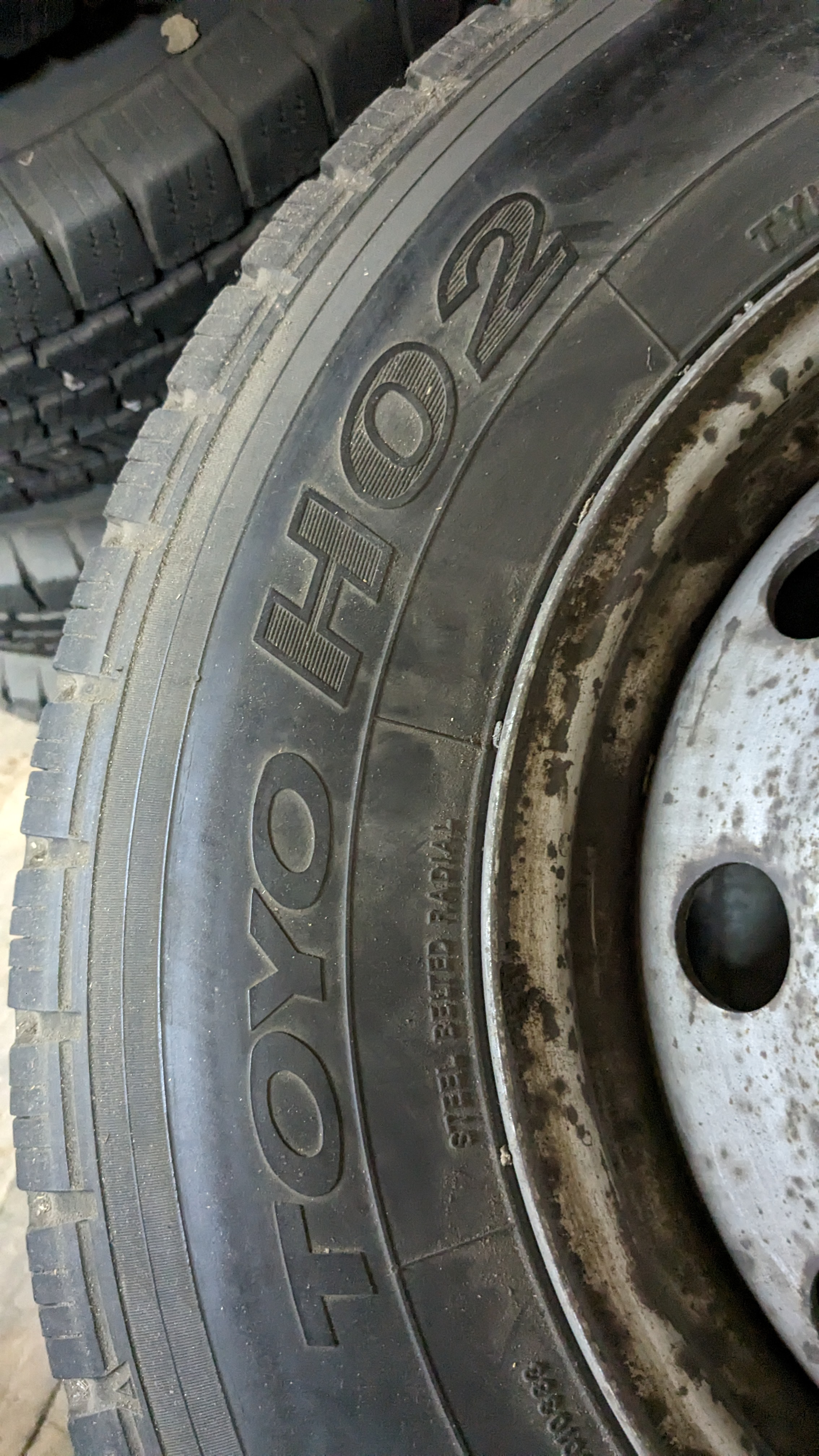 215/70R15C Komplett hjul, Toyo HO2 Sommardäck - 2