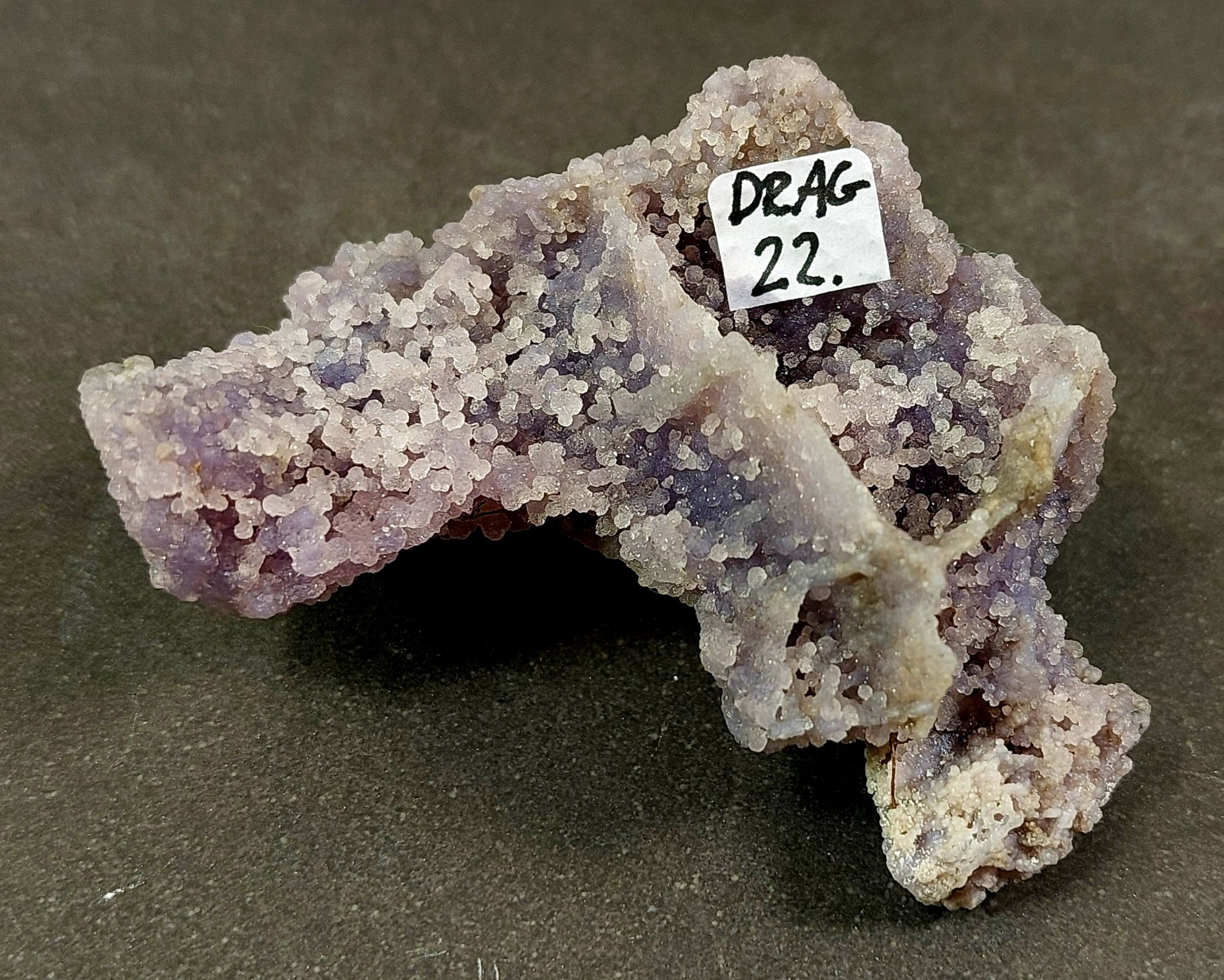 Druvagat/Grape Kalcedon Kluster - 22