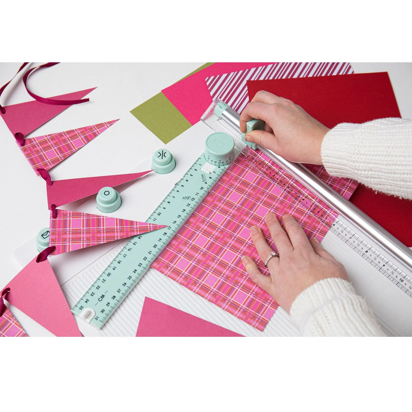 Sizzix • Making Tool Scoring Board & Trimmer - 7