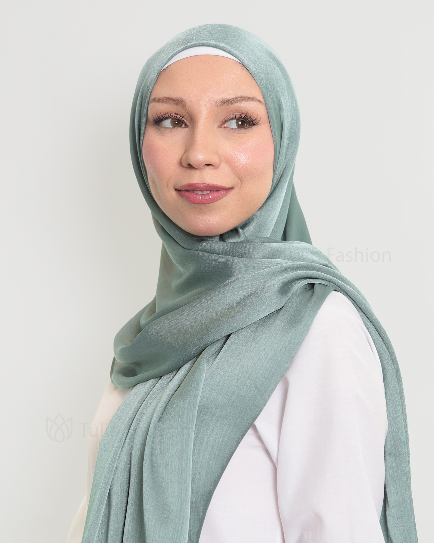 Hijab - Metallic Satin - Green - 3