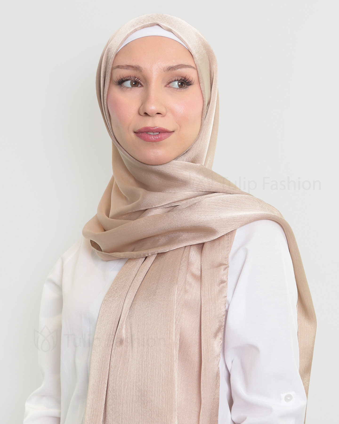 Hijab - Metallic Satin - Nude Beige - 3