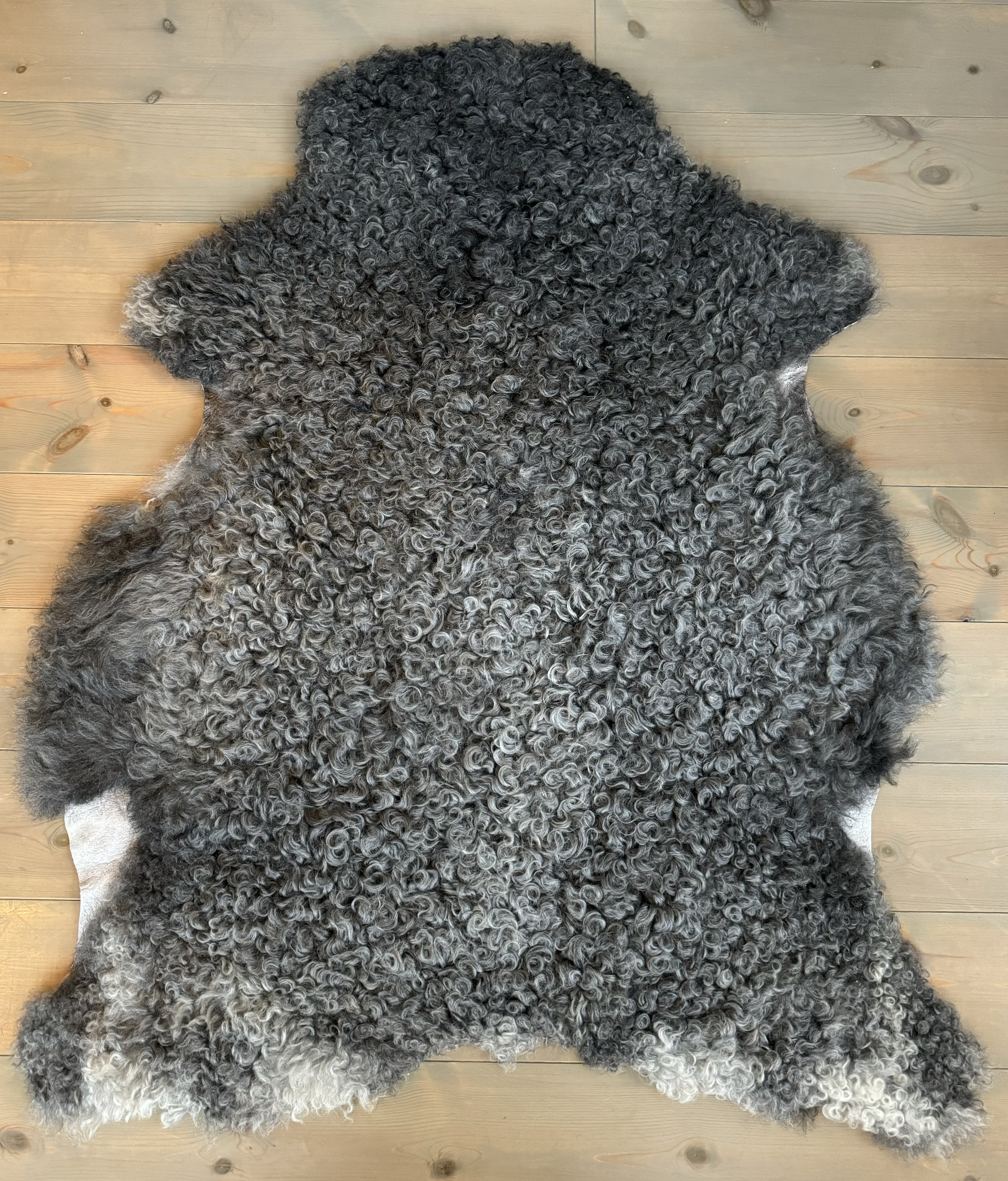 Fårskinn nr 22019 SÅLD