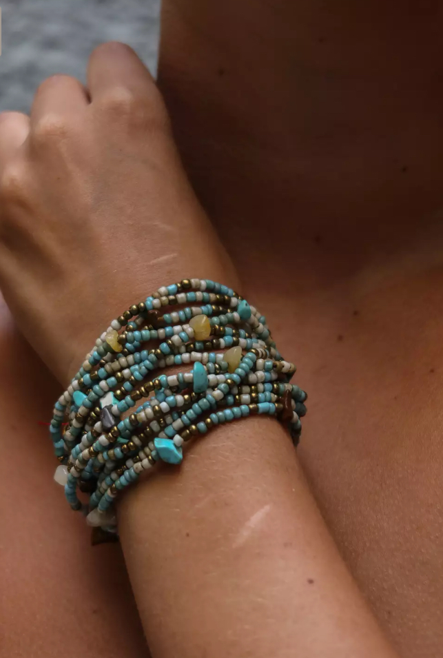 TALAMANCA ARMBAND TURQUOISE-GULD AUPHORIA