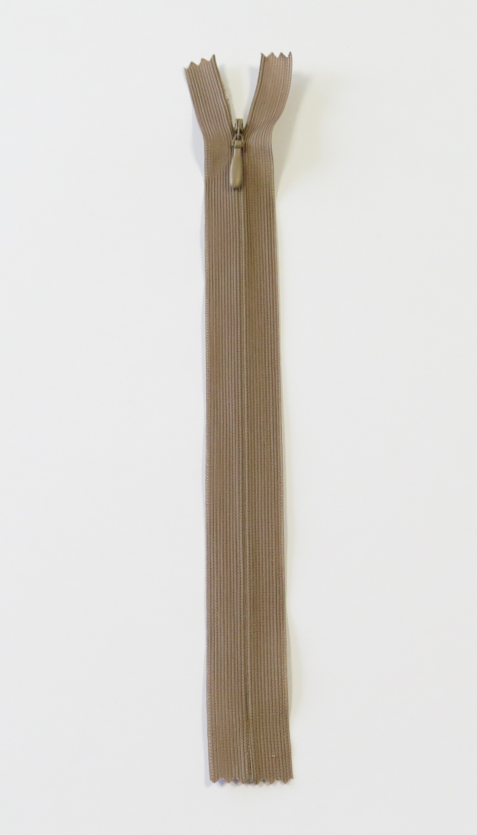 Osynlig Dragkedja - 22