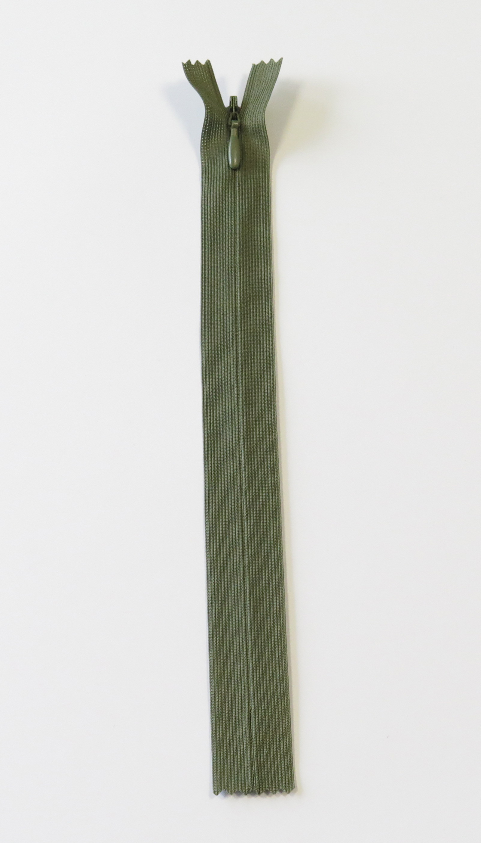 Osynlig Dragkedja - 18