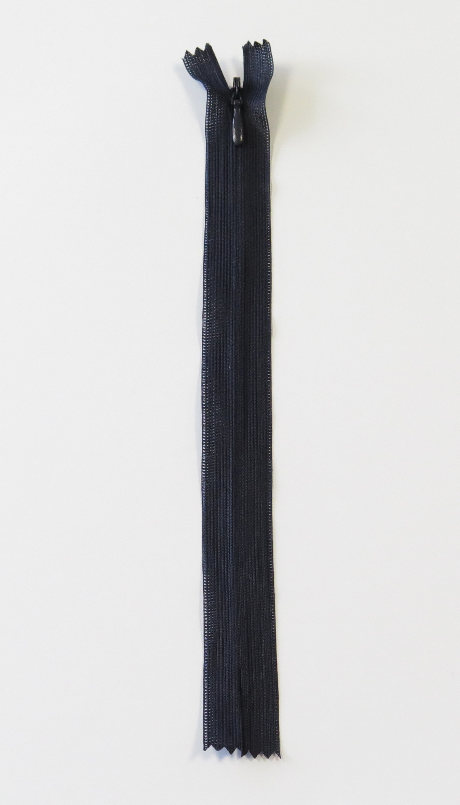 Osynlig Dragkedja - 27