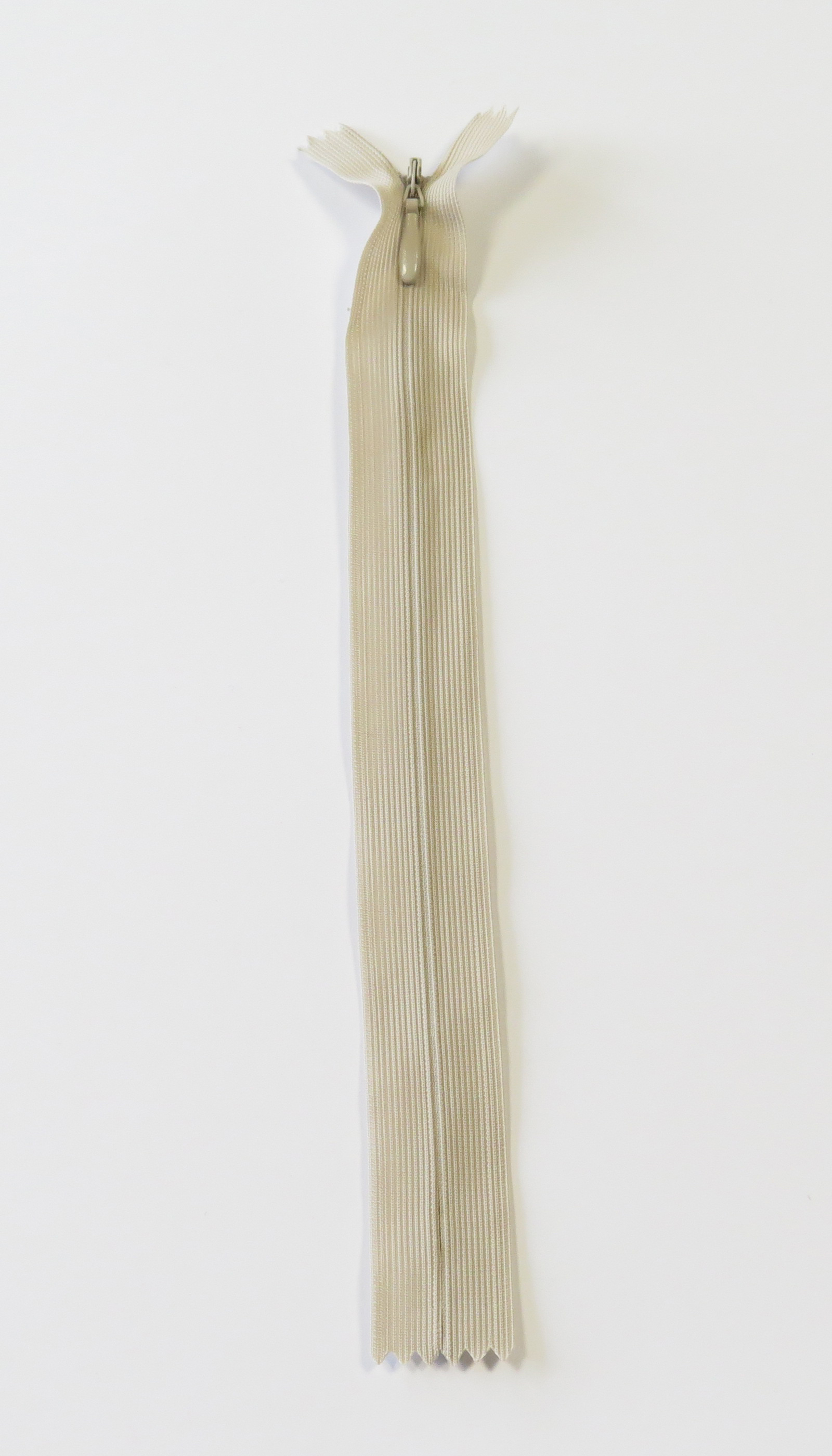 Osynlig Dragkedja - 24
