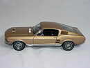 Ford Mustang  GT 390   1:18  Auto Art