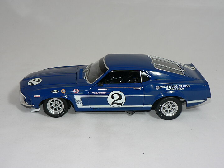 Ford Mustang  Boss 302   1969  1:18  Welly  ( #2 Dan Gurney Trans AM )