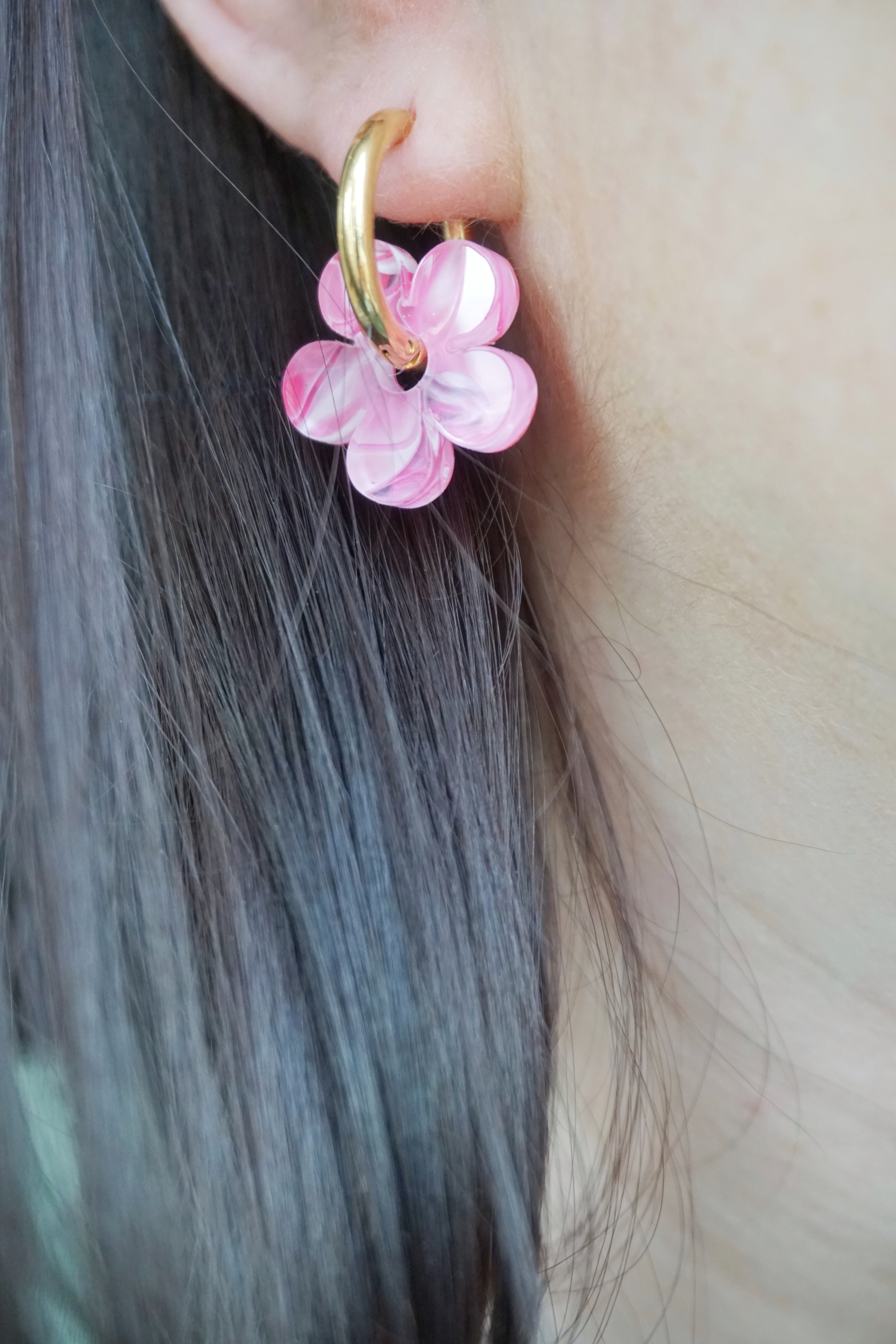 Spring flower pendants