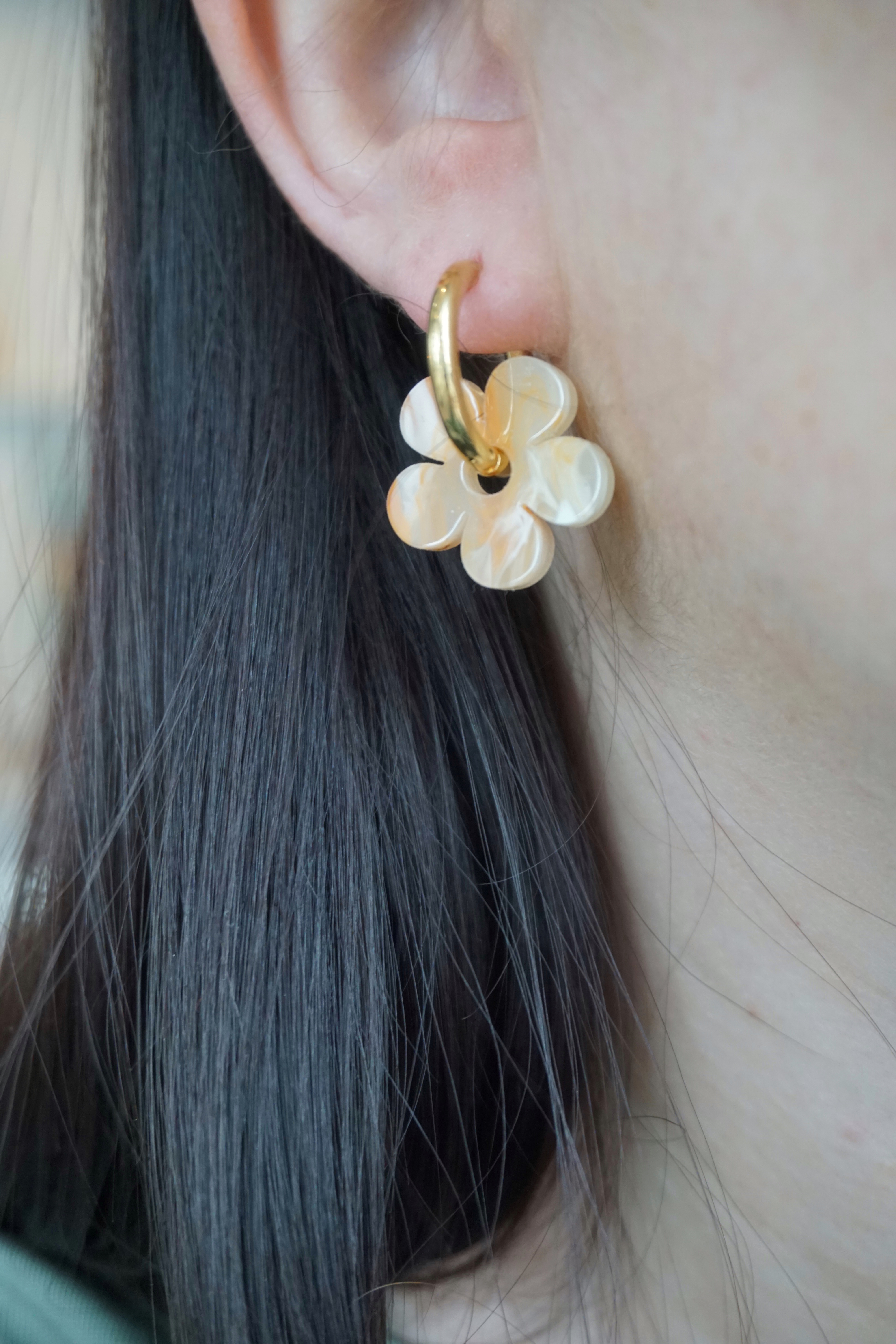 Spring flower pendants - 2
