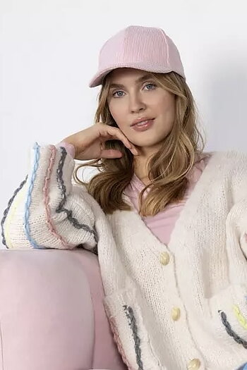 Black Colour - Abigail  Cap Rose