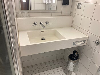 Tvättställ med blandare