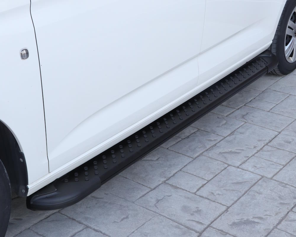 SIDESTEPS BLACK ANTI-SLIP - VW Caddy Maxi 2021- - 2