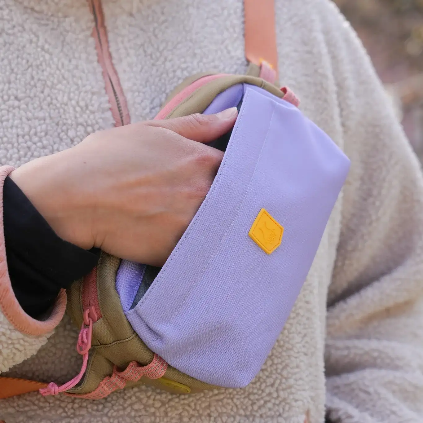 Woolly Wolf hip bag - made of recycled material - 8