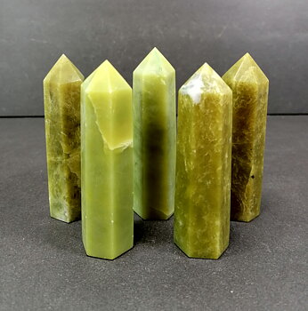 Lizardit Serpentin (Lime),   Torn