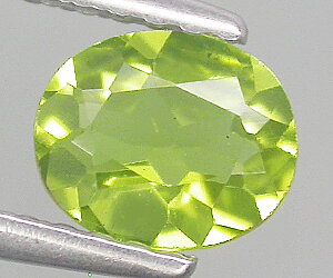 Piedra preciosa de peridoto natural de primera calidad ovalada calibrada de 6x5 mm
