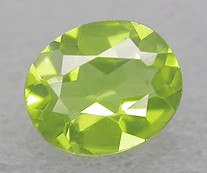 Piedra preciosa de peridoto natural de primera calidad ovalada calibrada de 6x5 mm - 3