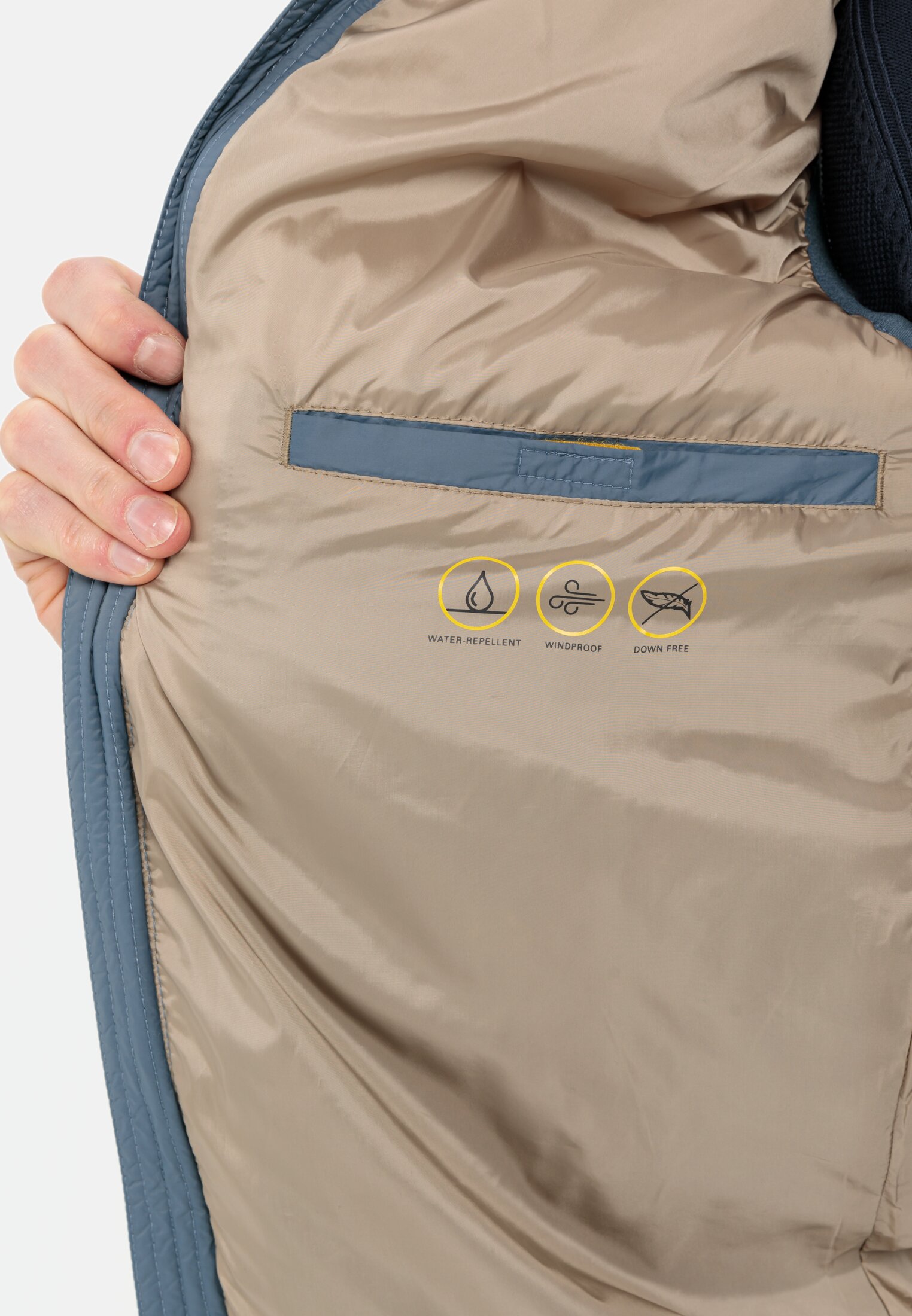 Lättviktsväst quiltad blå från camel active,  - 4