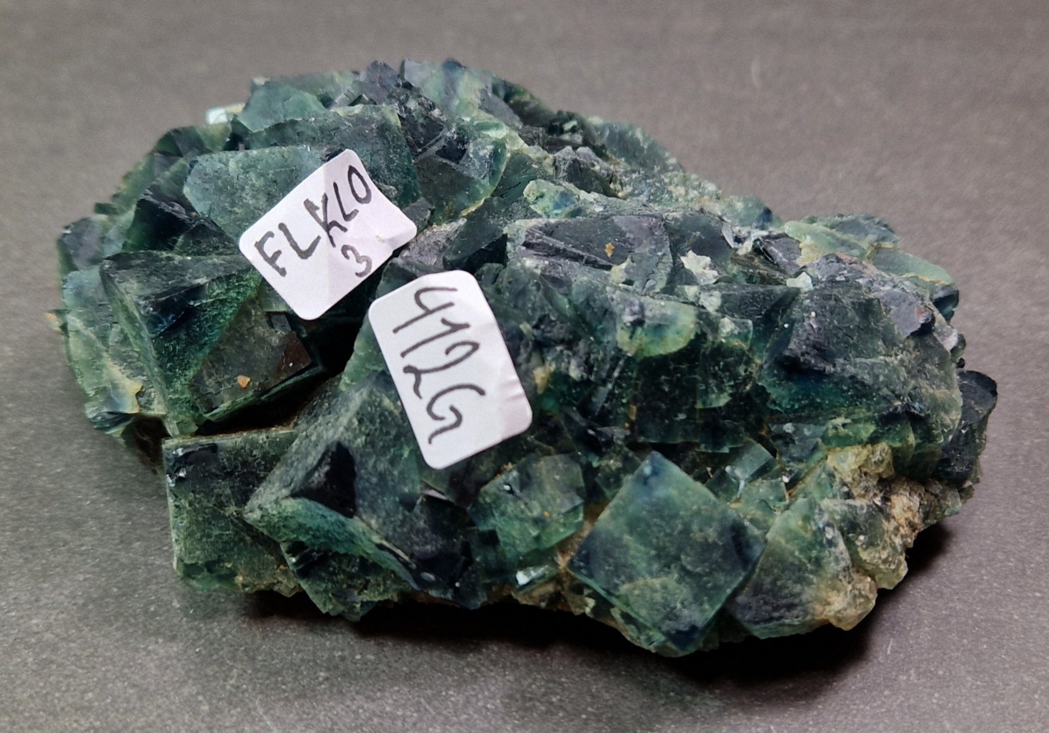Grön Fluorit Kubiskt Kluster  - 3