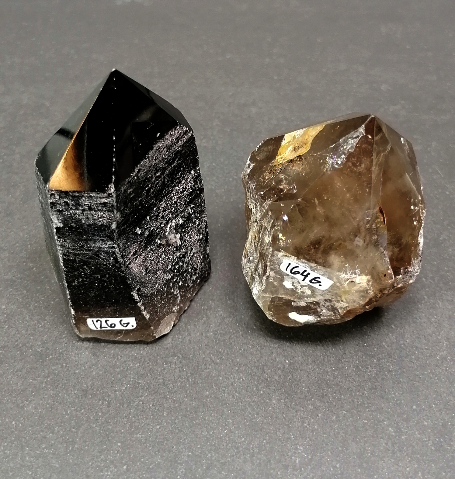 Rökkvarts Naturlig - Slipad - Cut Base - 3