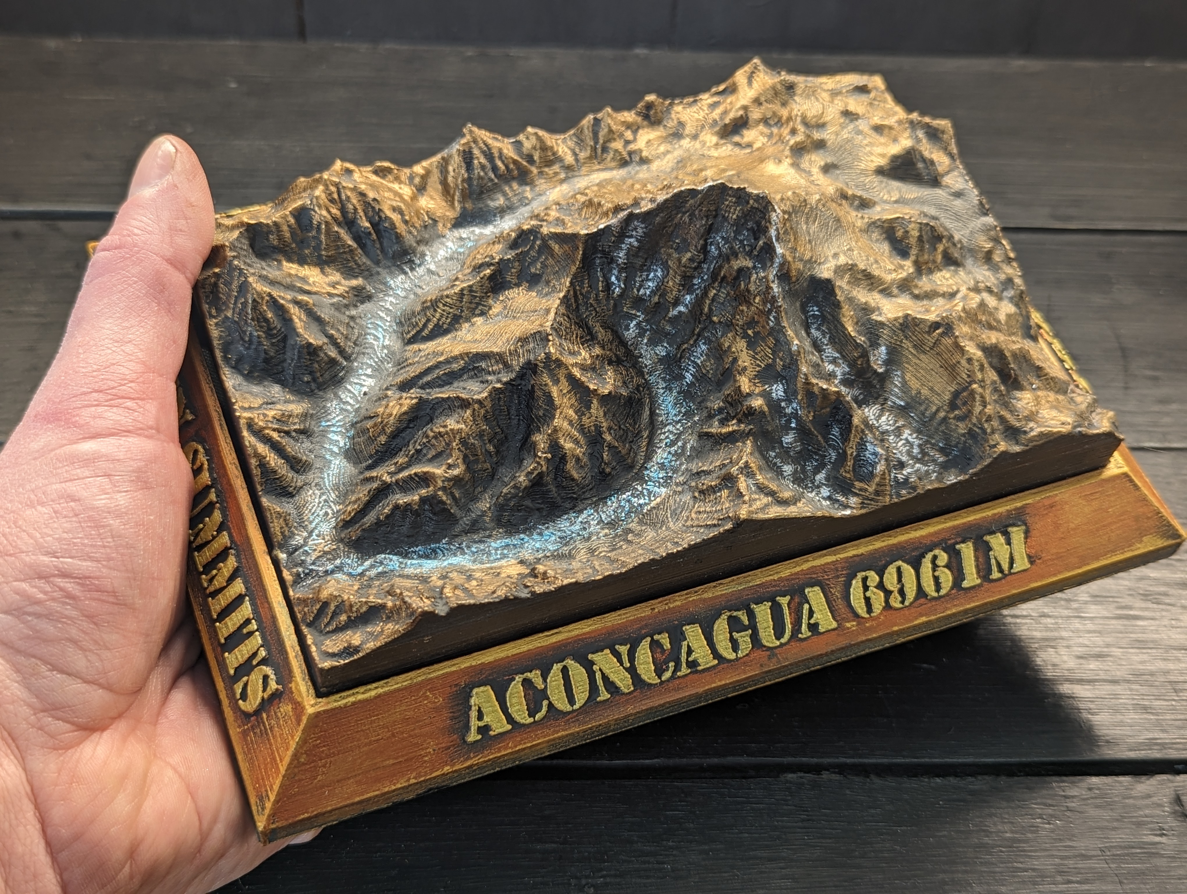 Handmålad 3D modell av Aconcagua - 4