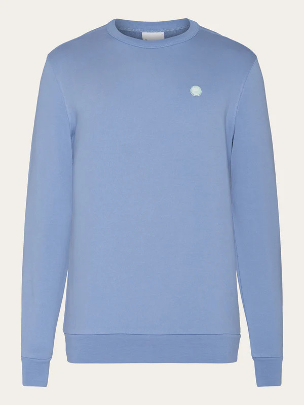 Knowledge Cotton Apparel ERIK Basic Badge Sweatshirt Moonlight Blue - 5